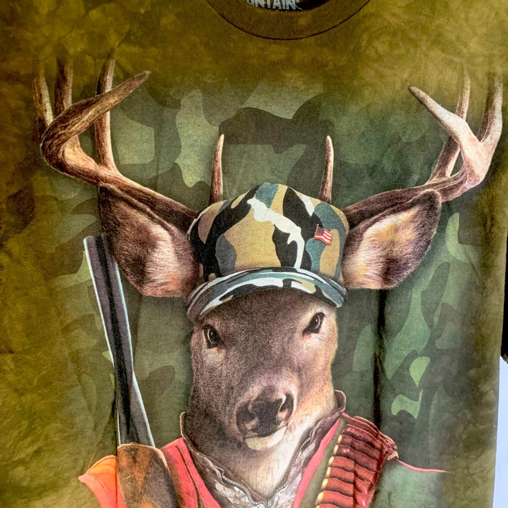 Vintage The Mountain Manimal Deer Hunter Size L Shirt
